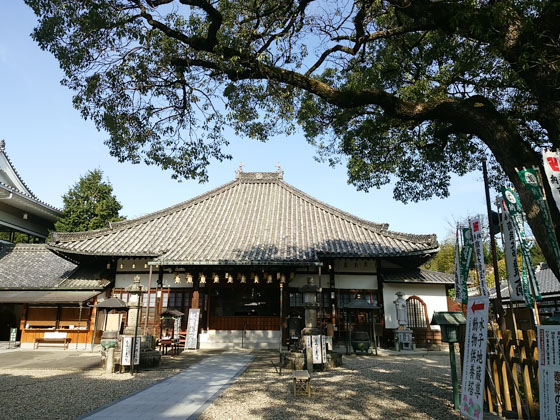 八事 興正寺 本堂